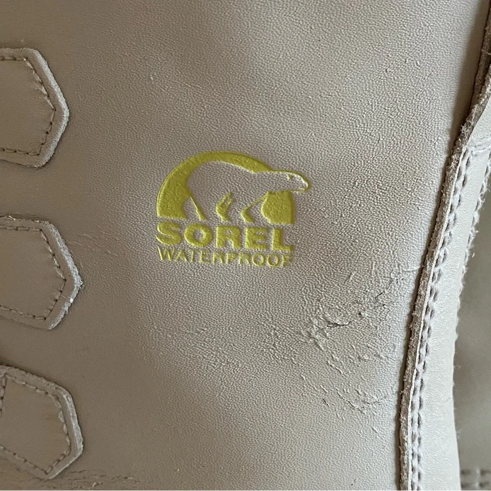 Sorel Women’s 1964 PAC Off-White Waterproof Winter Boots, size 8